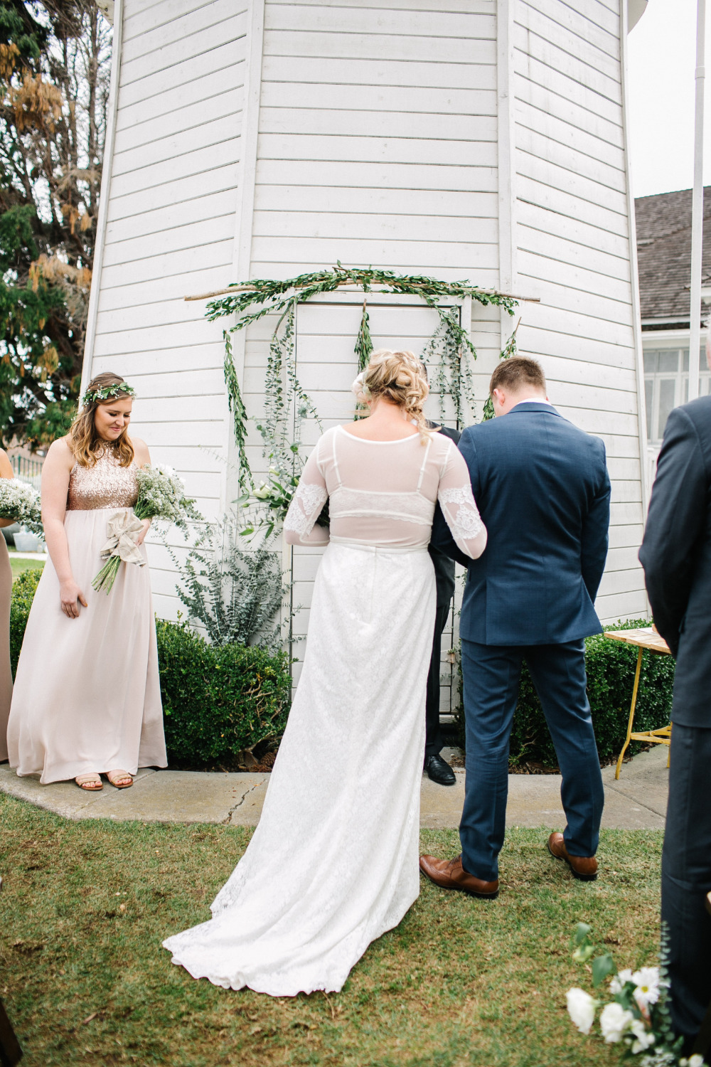sweet and simple outdoor wedding ceremony