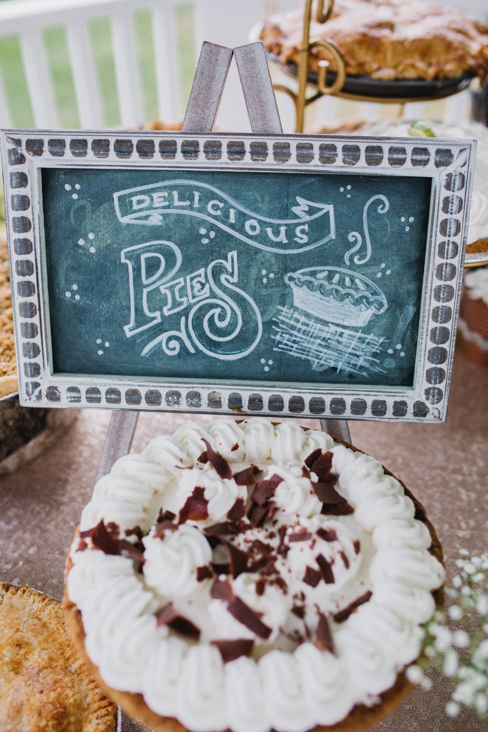 chalkboard wedding pie sign