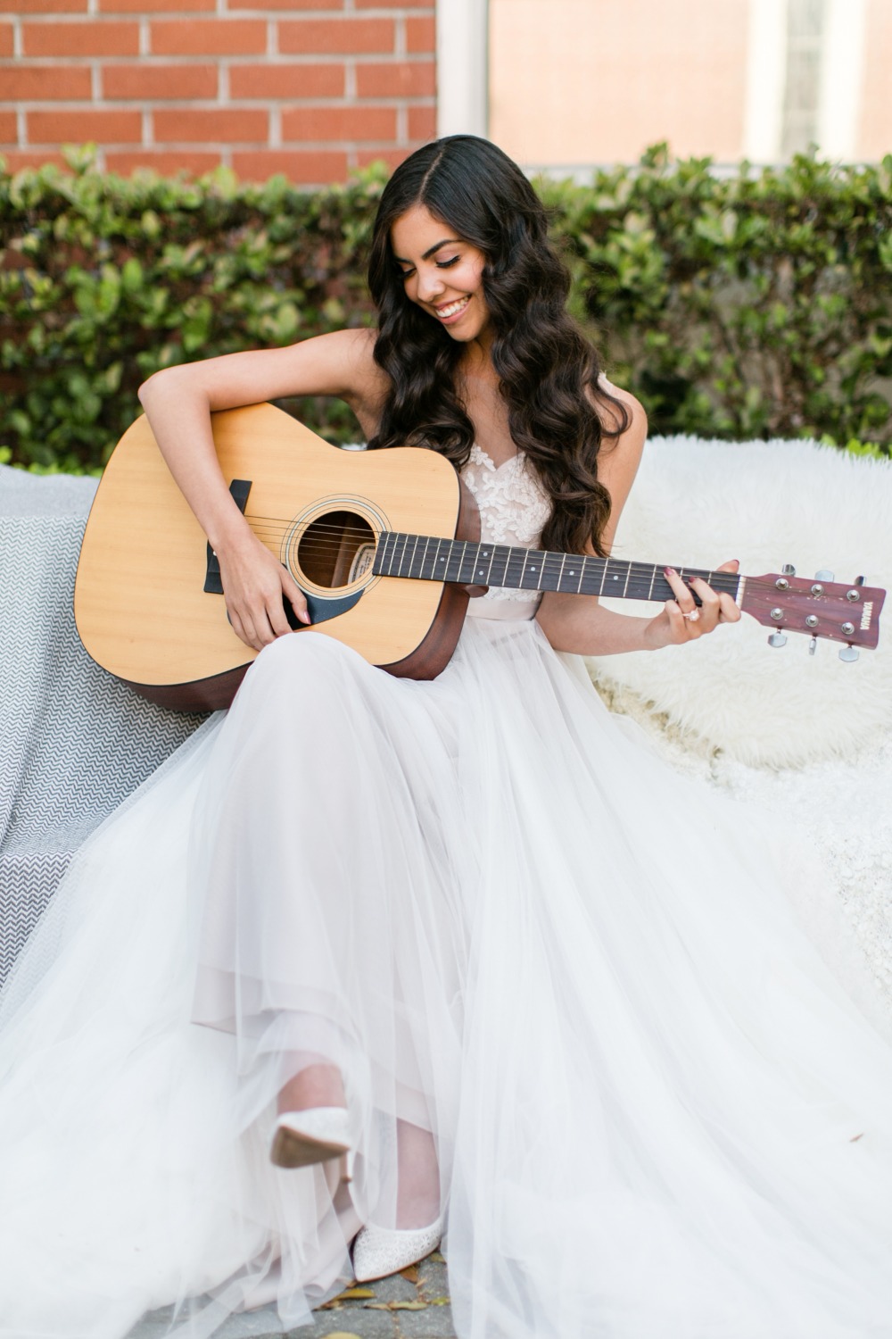 Bridal portrait playing guitar idea