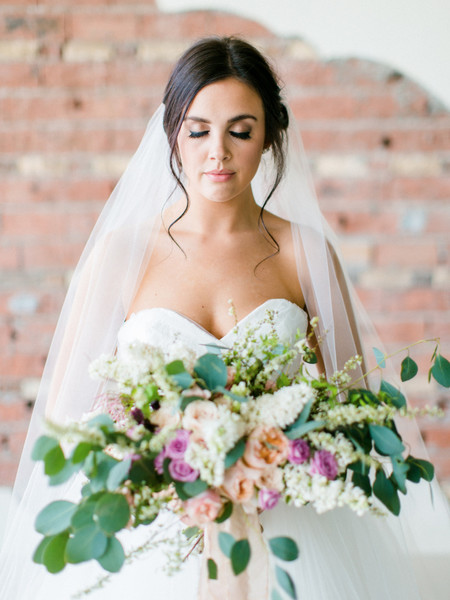 Romantic Natural Light Bridal Shoot