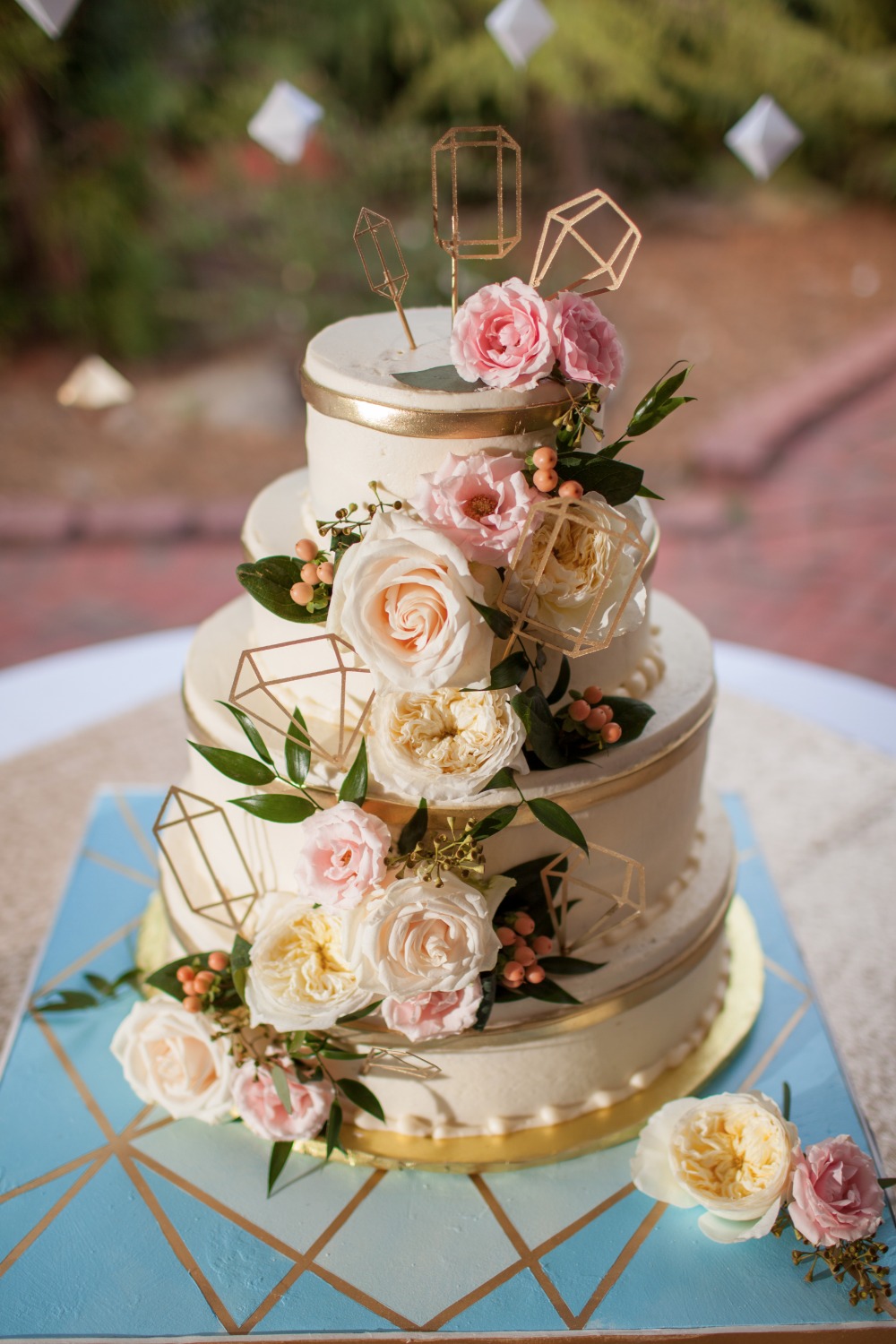 Modern gold and pink cake