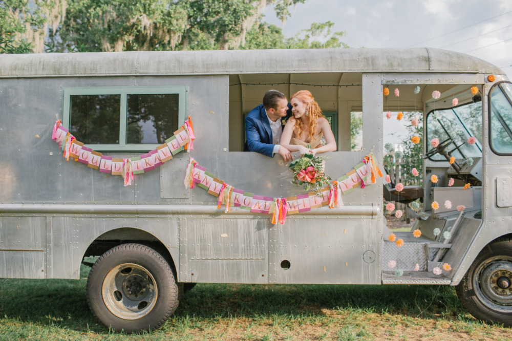 vintage bus for wedding photo op