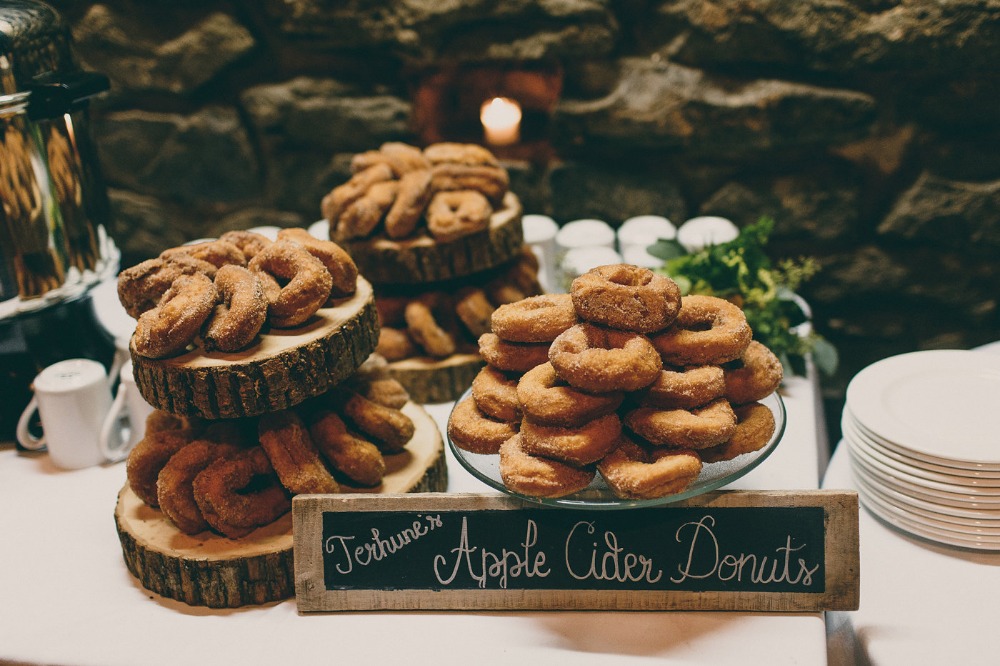 fall is perfect for an apple cider donut bar