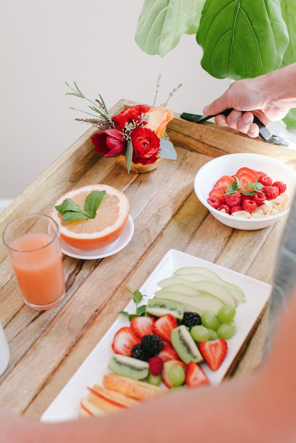 breakfast-in-bed-with-your-babe-and