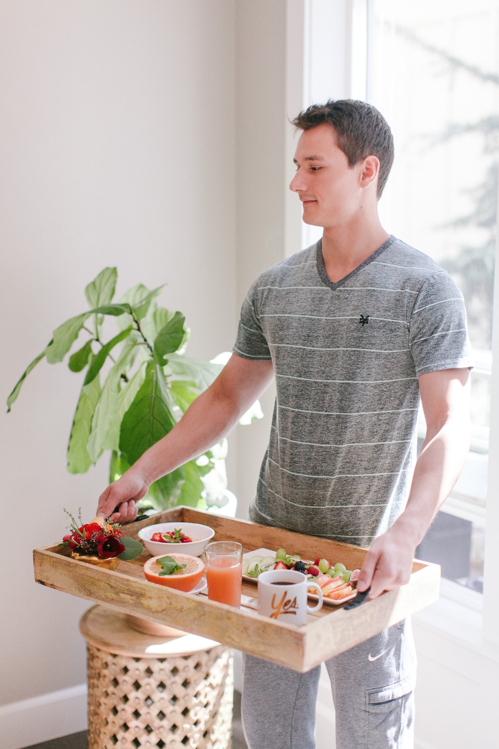 breakfast-in-bed-with-your-babe-and