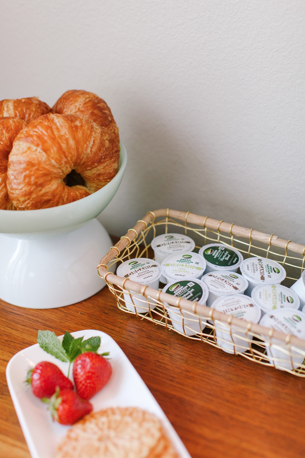 breakfast-in-bed-with-your-babe-and