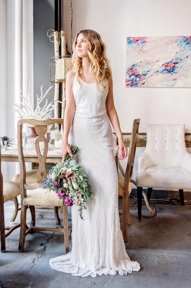 simple but so very chic wedding dress