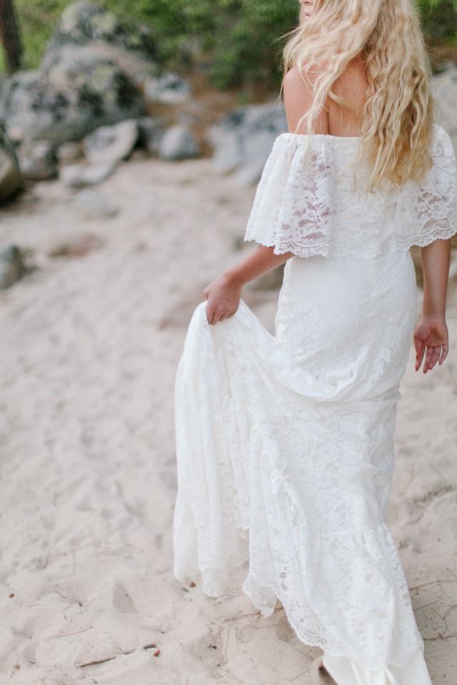 casual and chic bridal style