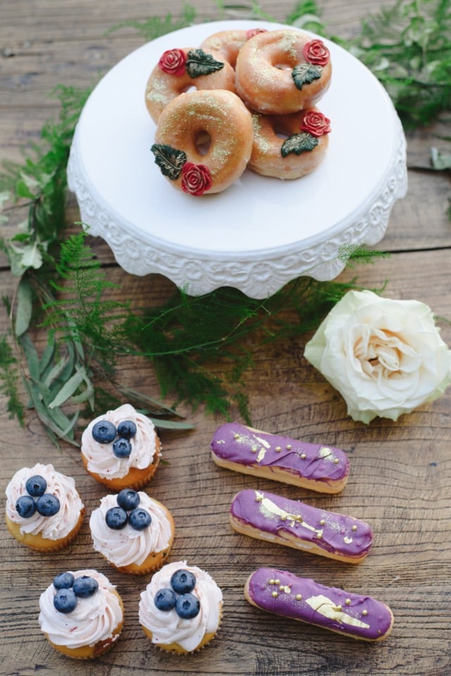pretty little wedding desserts 