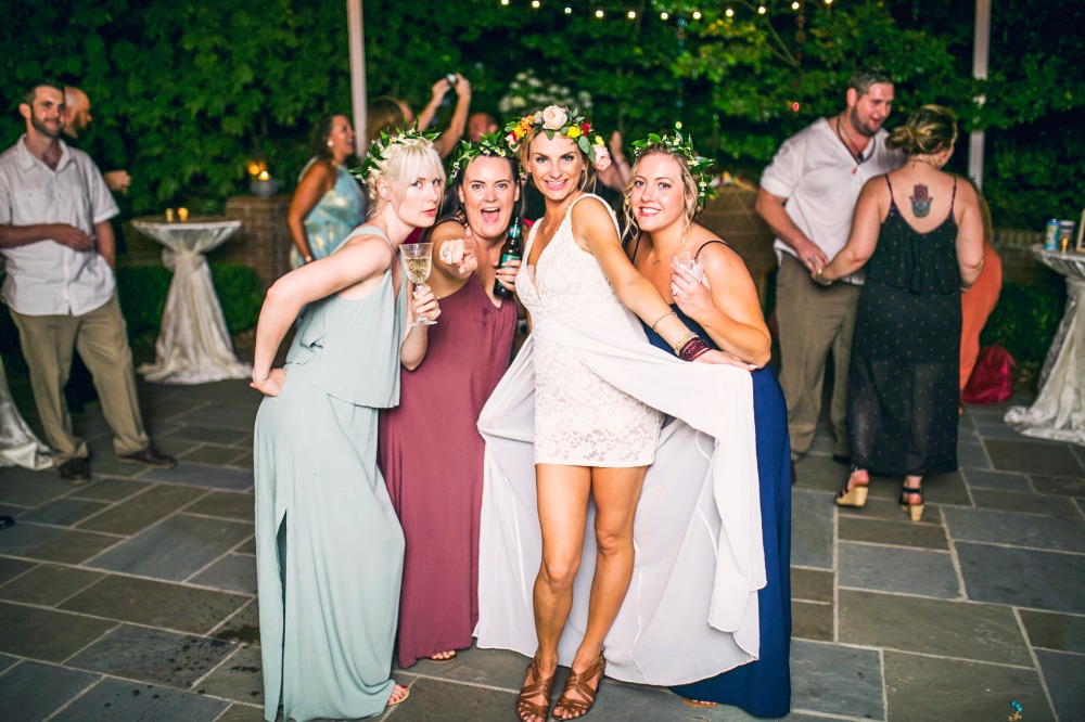 nifty-thrifty-bohemian-wedding-in