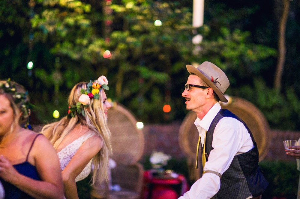 nifty-thrifty-bohemian-wedding-in