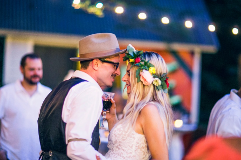 nifty-thrifty-bohemian-wedding-in