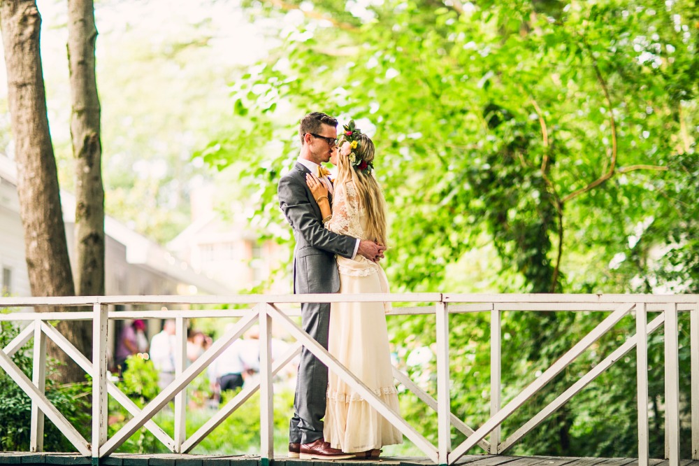 nifty-thrifty-bohemian-wedding-in