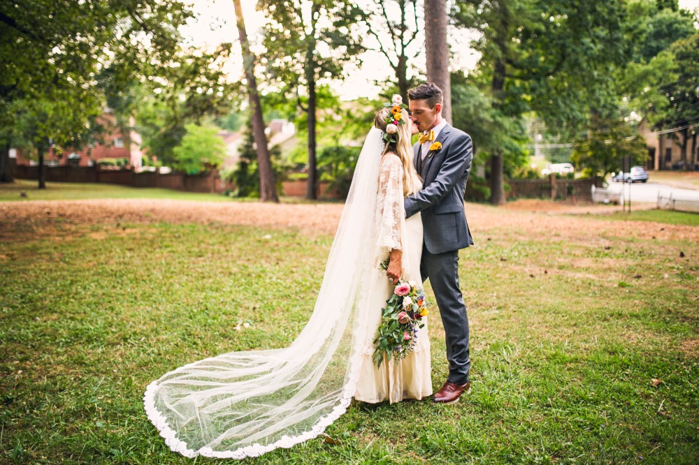 nifty-thrifty-bohemian-wedding-in