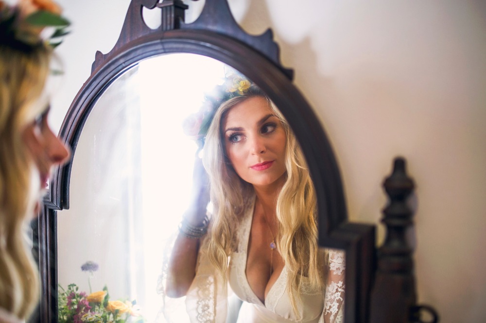 nifty-thrifty-bohemian-wedding-in