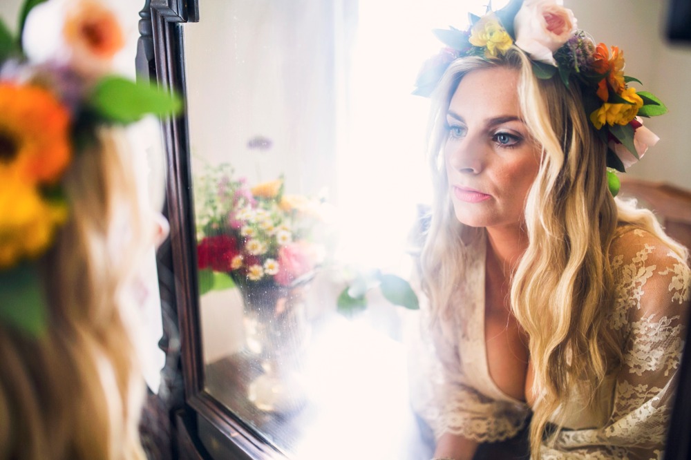 nifty-thrifty-bohemian-wedding-in