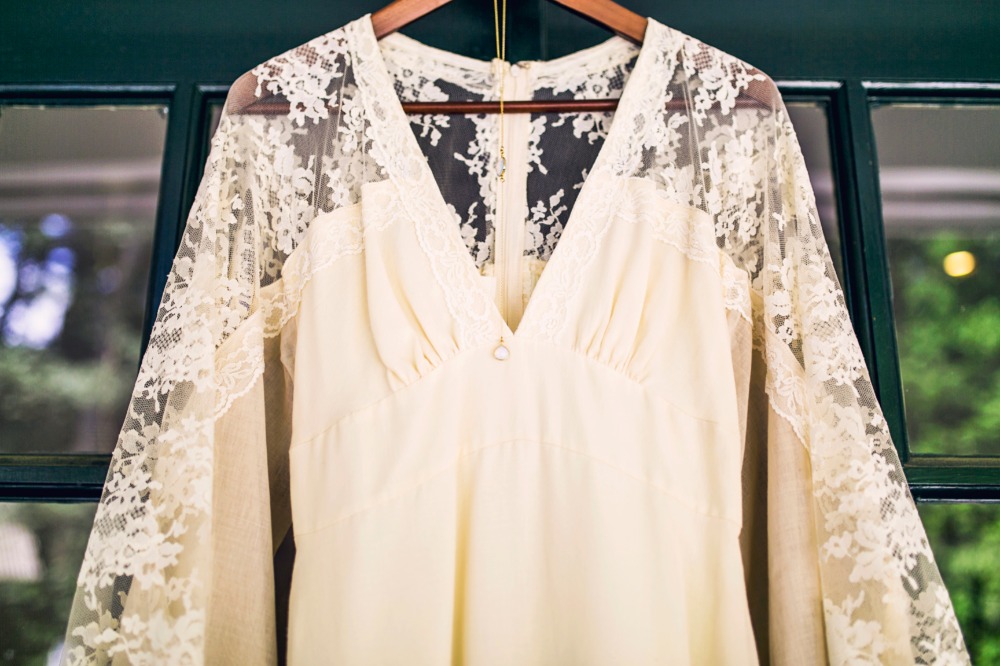 nifty-thrifty-bohemian-wedding-in