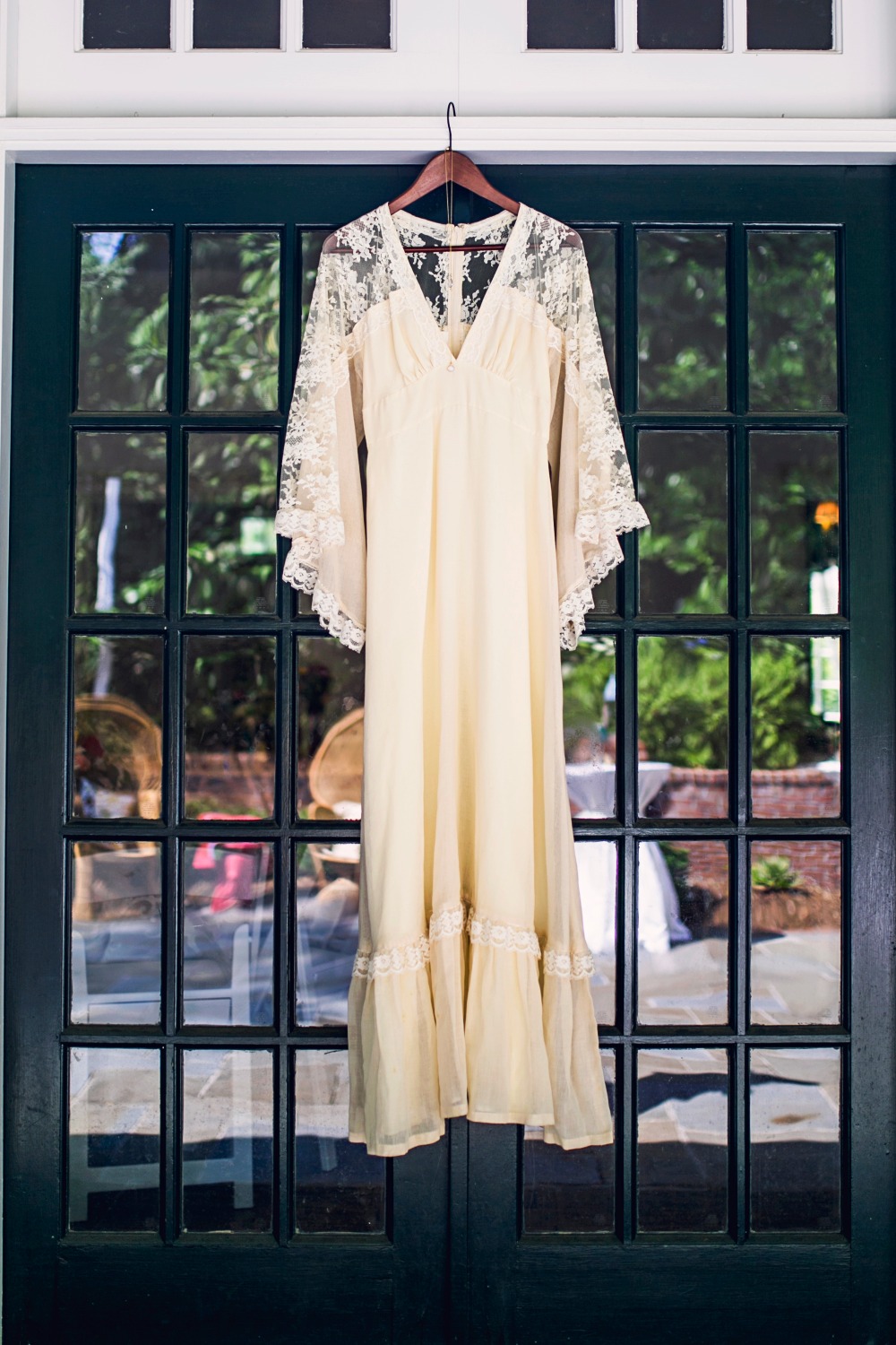 nifty-thrifty-bohemian-wedding-in
