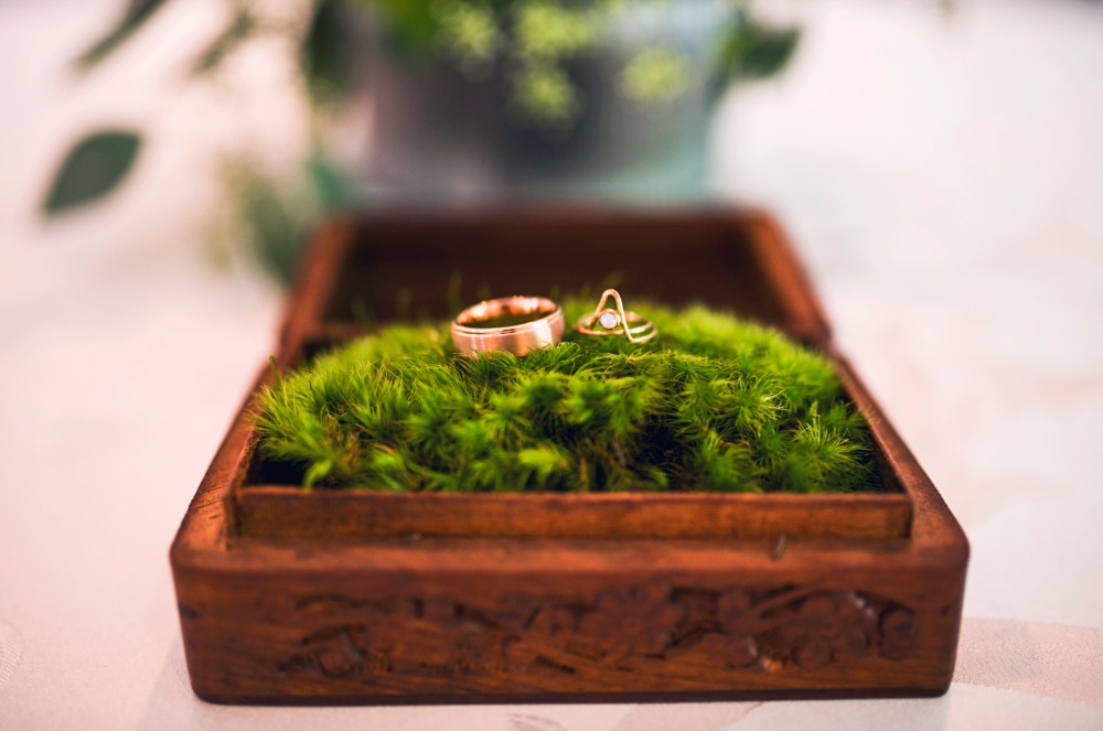 nifty-thrifty-bohemian-wedding-in