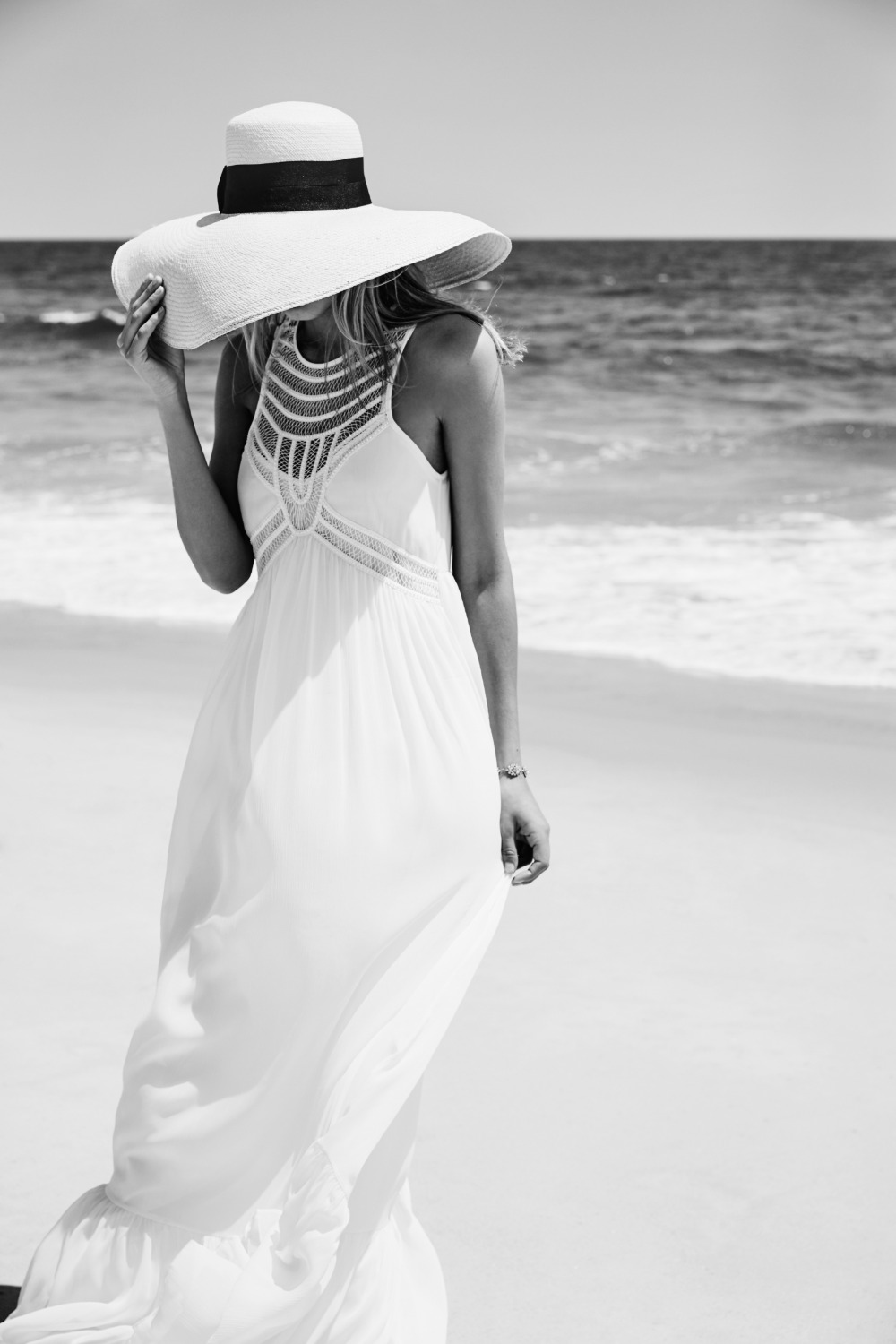 SHOT_02_212_BW