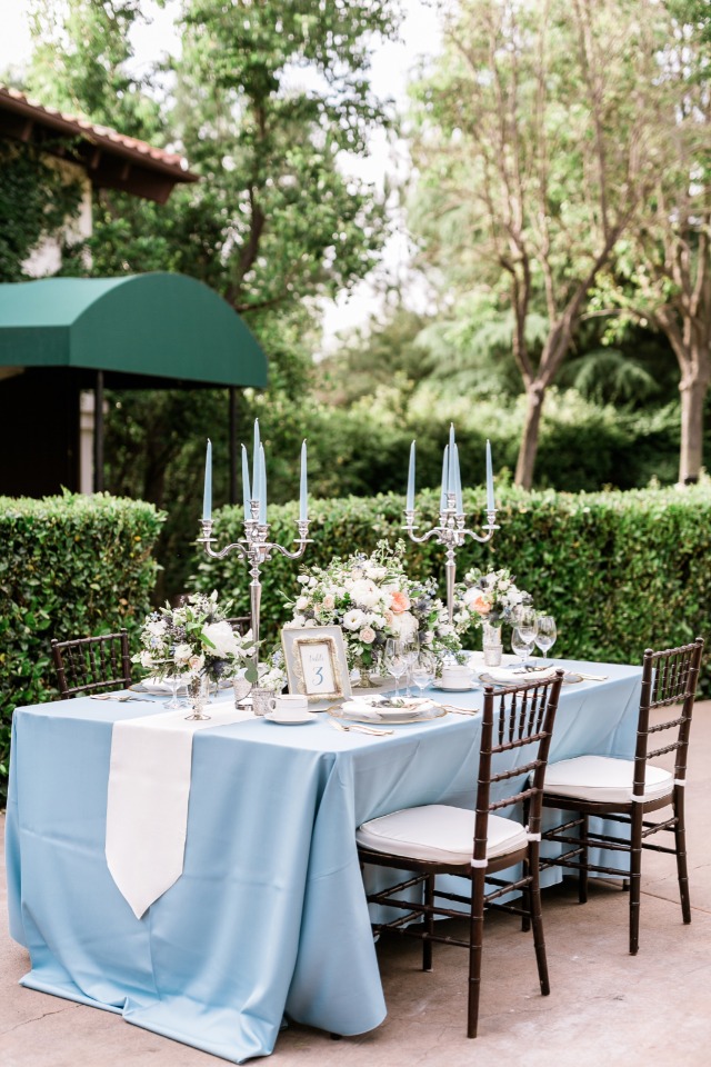 light blue and white wedding table decor