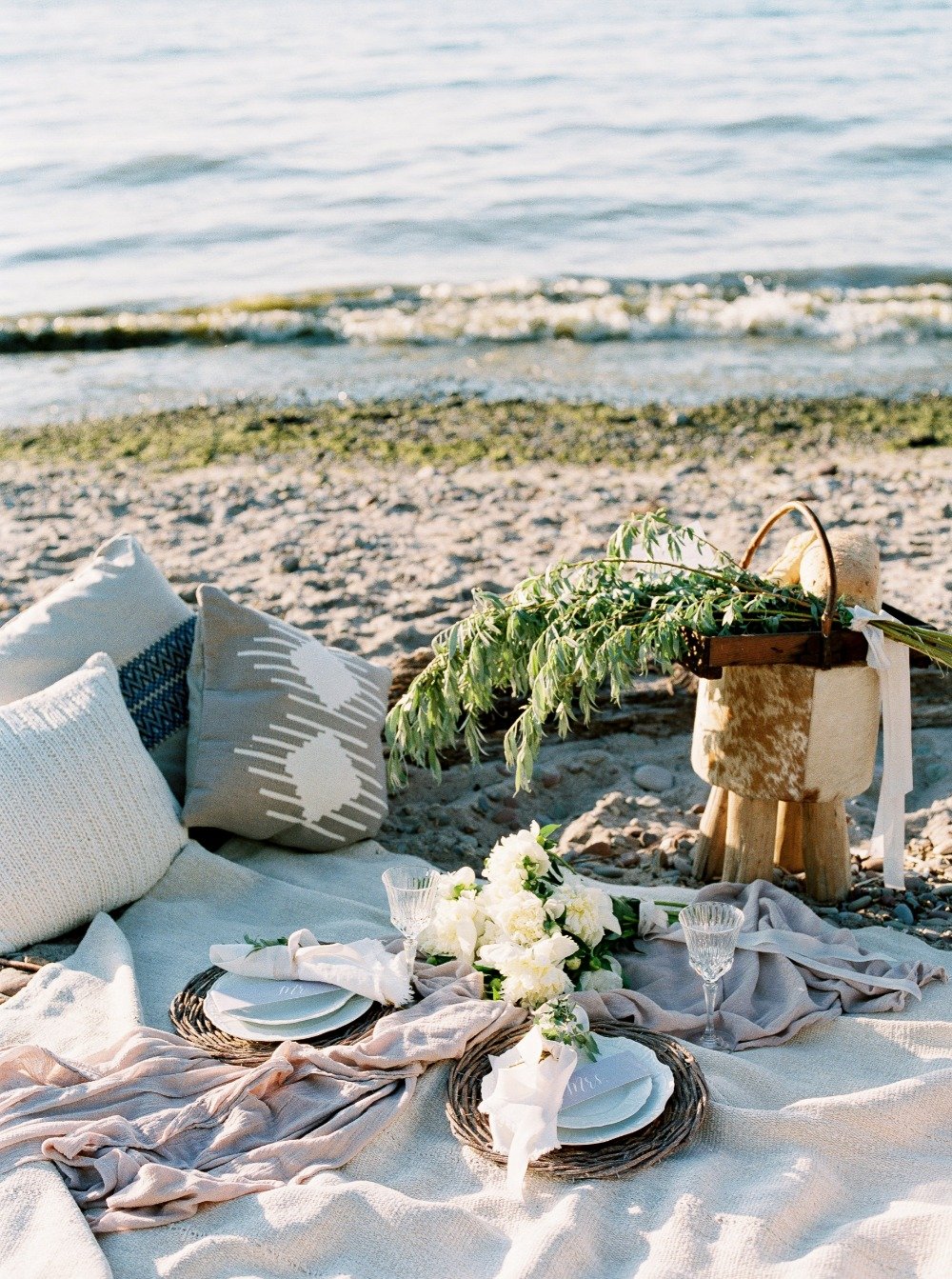 Cozy beach picnic for two