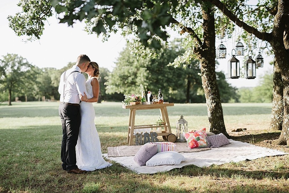 Outdoor picnic wedding ideas
