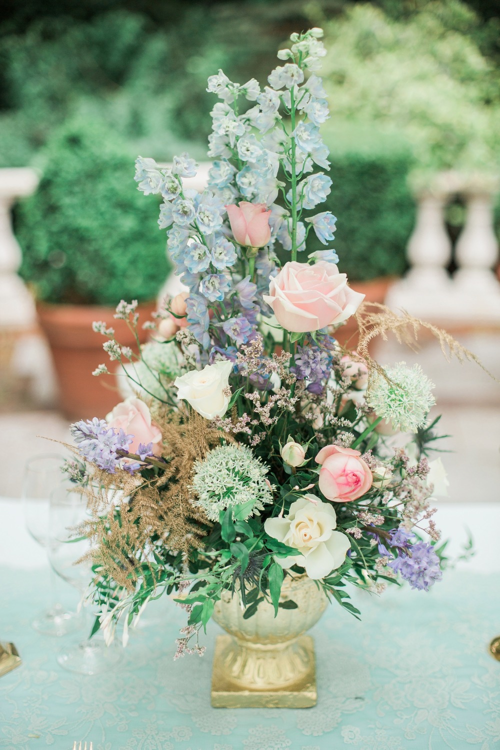 Beautiful pink and blue centerpiece