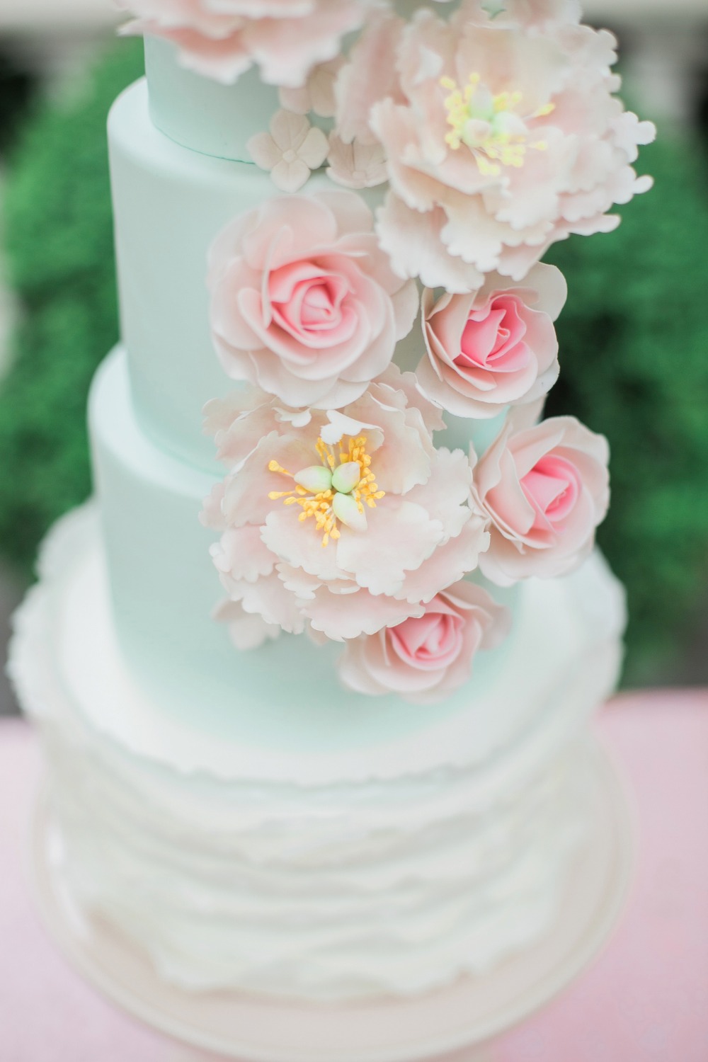 Pink and blue wedding cake