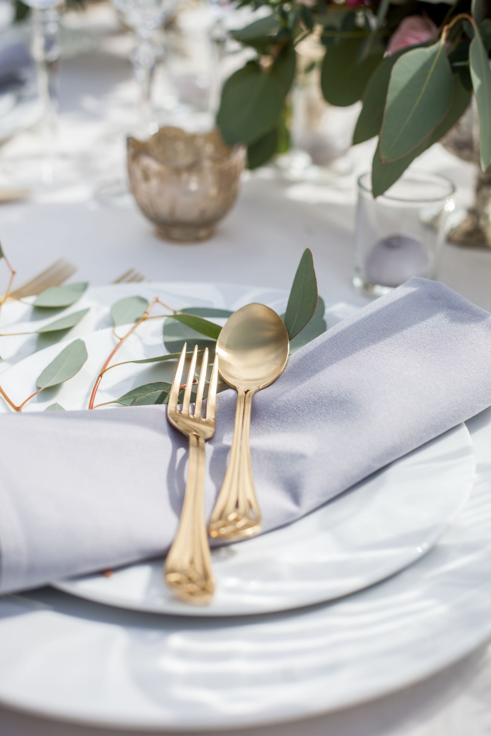 Gold tablesettings