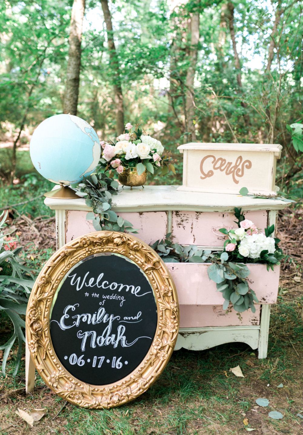 cute vintage wedding welcome table