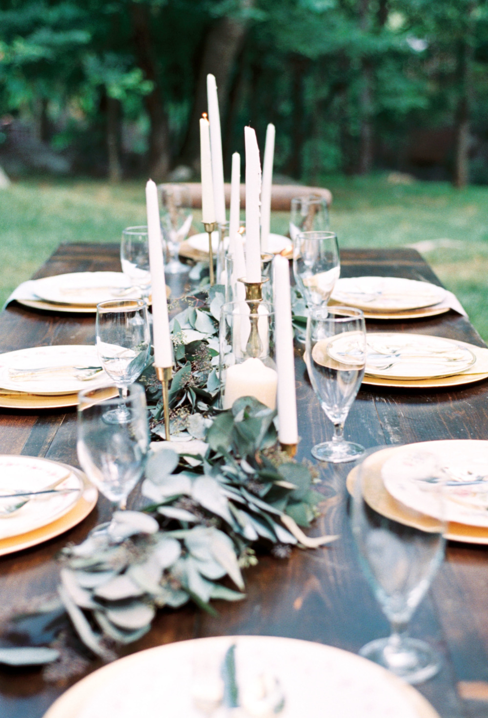 greenery garland table runner and candles