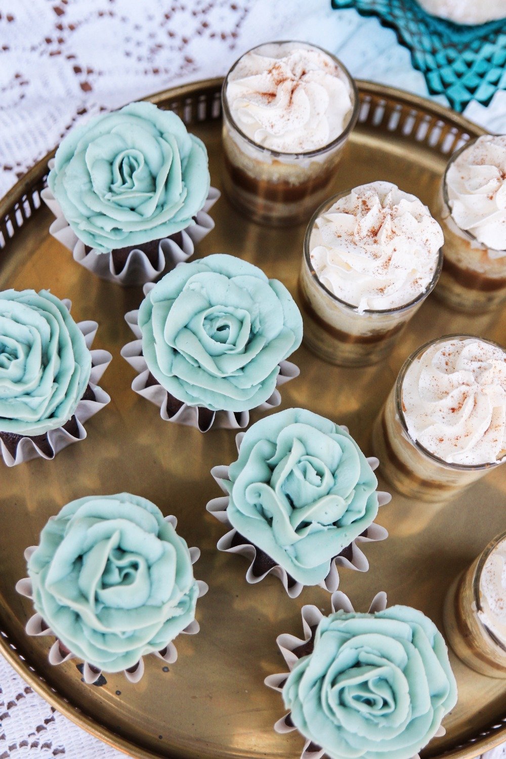 Blue rose cupcakes