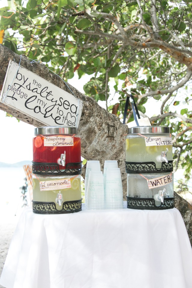 refreshment bar for your beach wedding