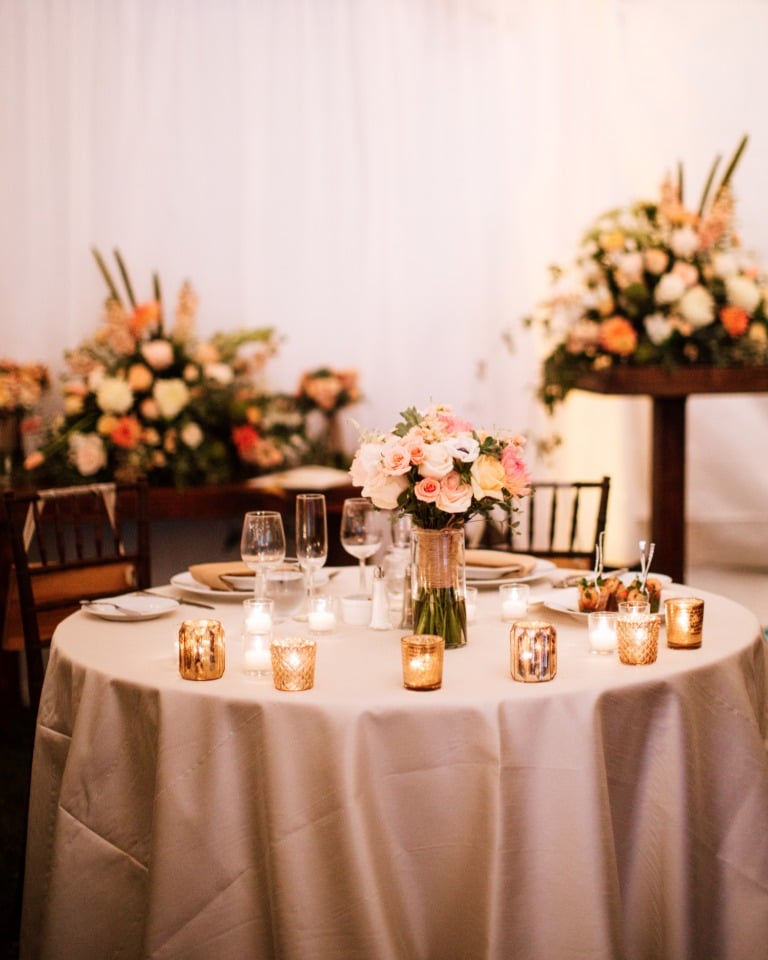 sweetheart table in gold and peach
