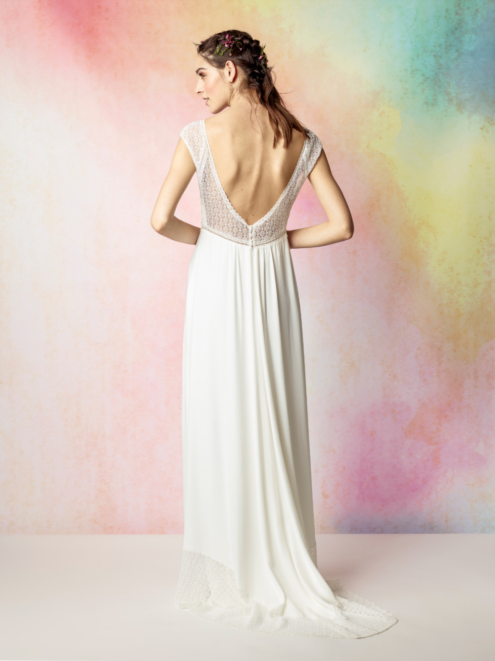 bohemian-chic-styling-wedding-dresses