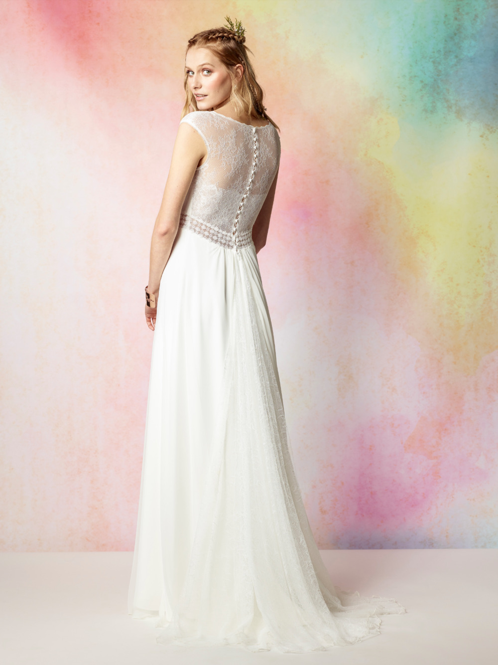 bohemian-chic-styling-wedding-dresses