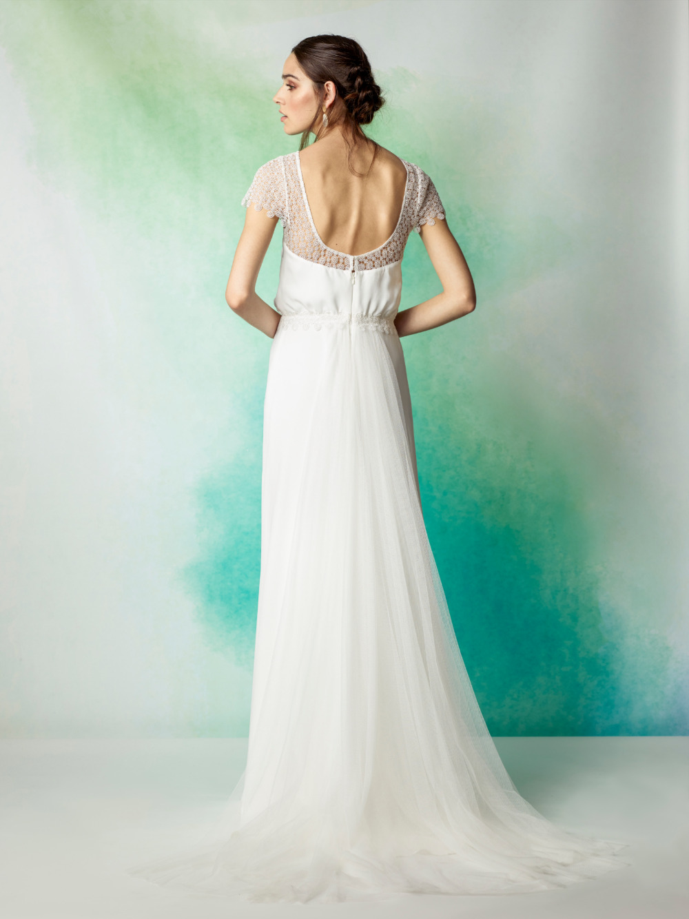 bohemian-chic-styling-wedding-dresses