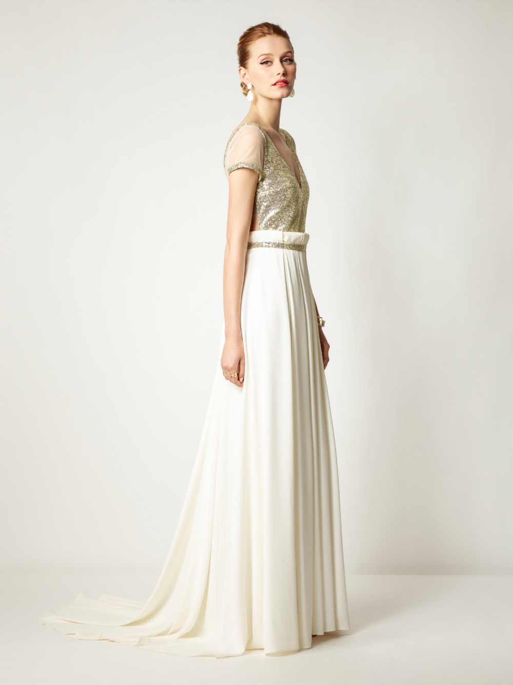 bohemian-chic-styling-wedding-dresses
