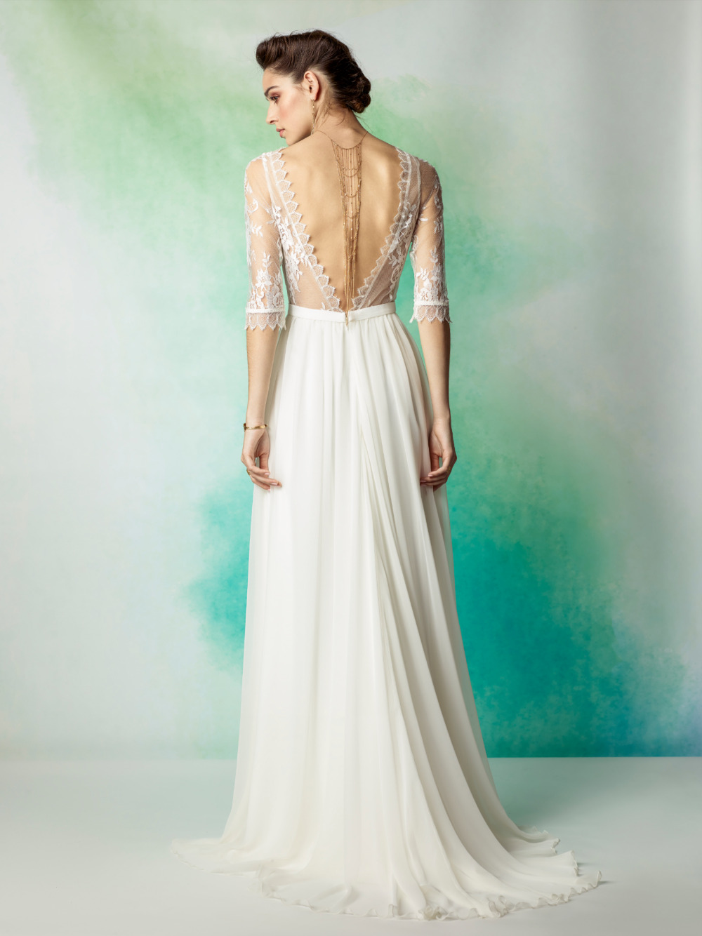 bohemian-chic-styling-wedding-dresses