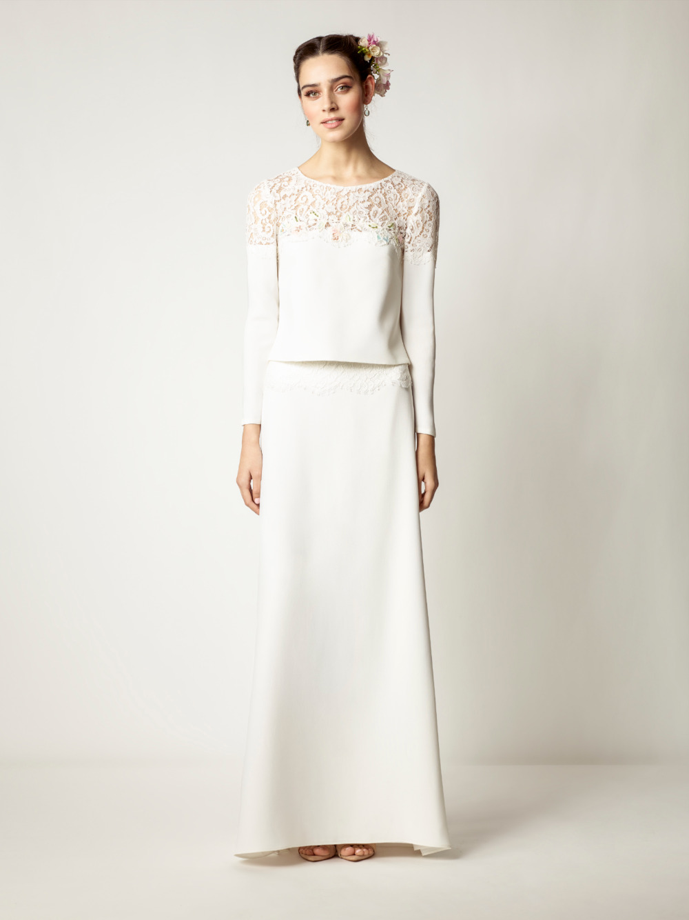 bohemian-chic-styling-wedding-dresses