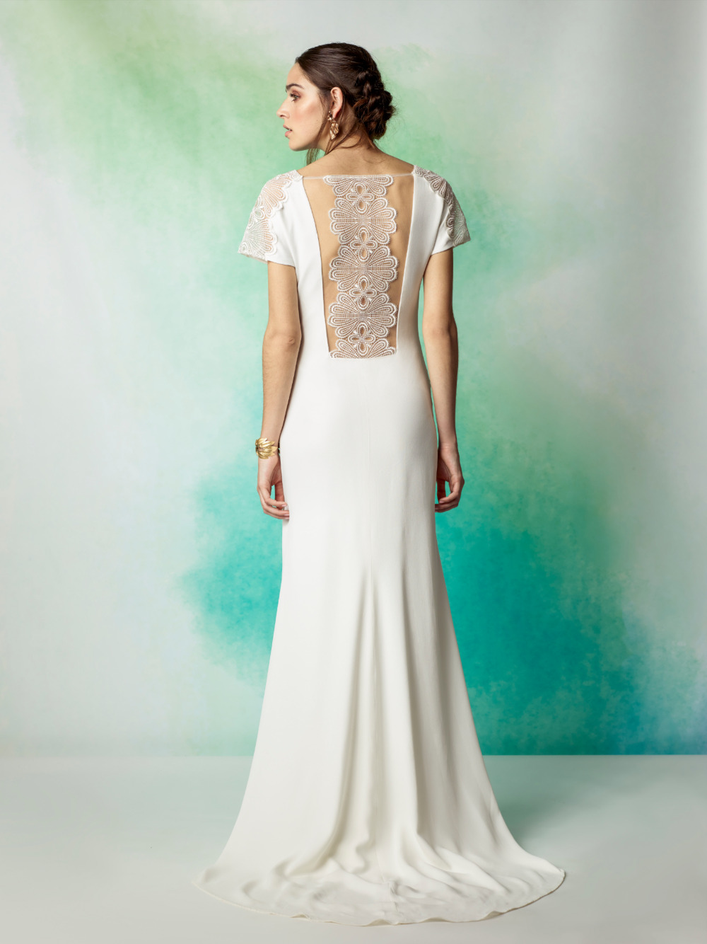 bohemian-chic-styling-wedding-dresses