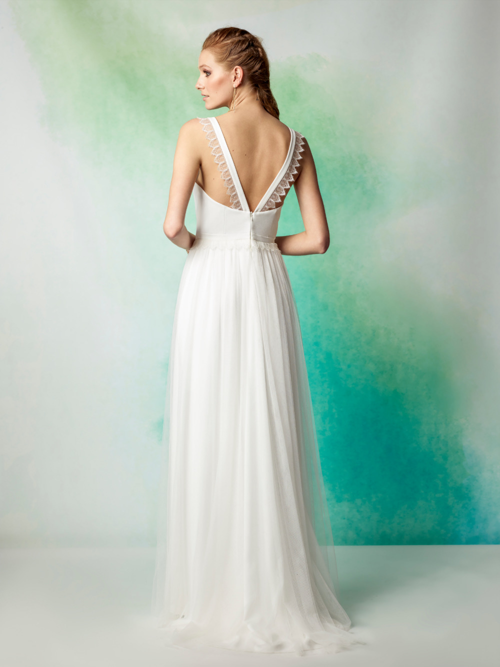bohemian-chic-styling-wedding-dresses