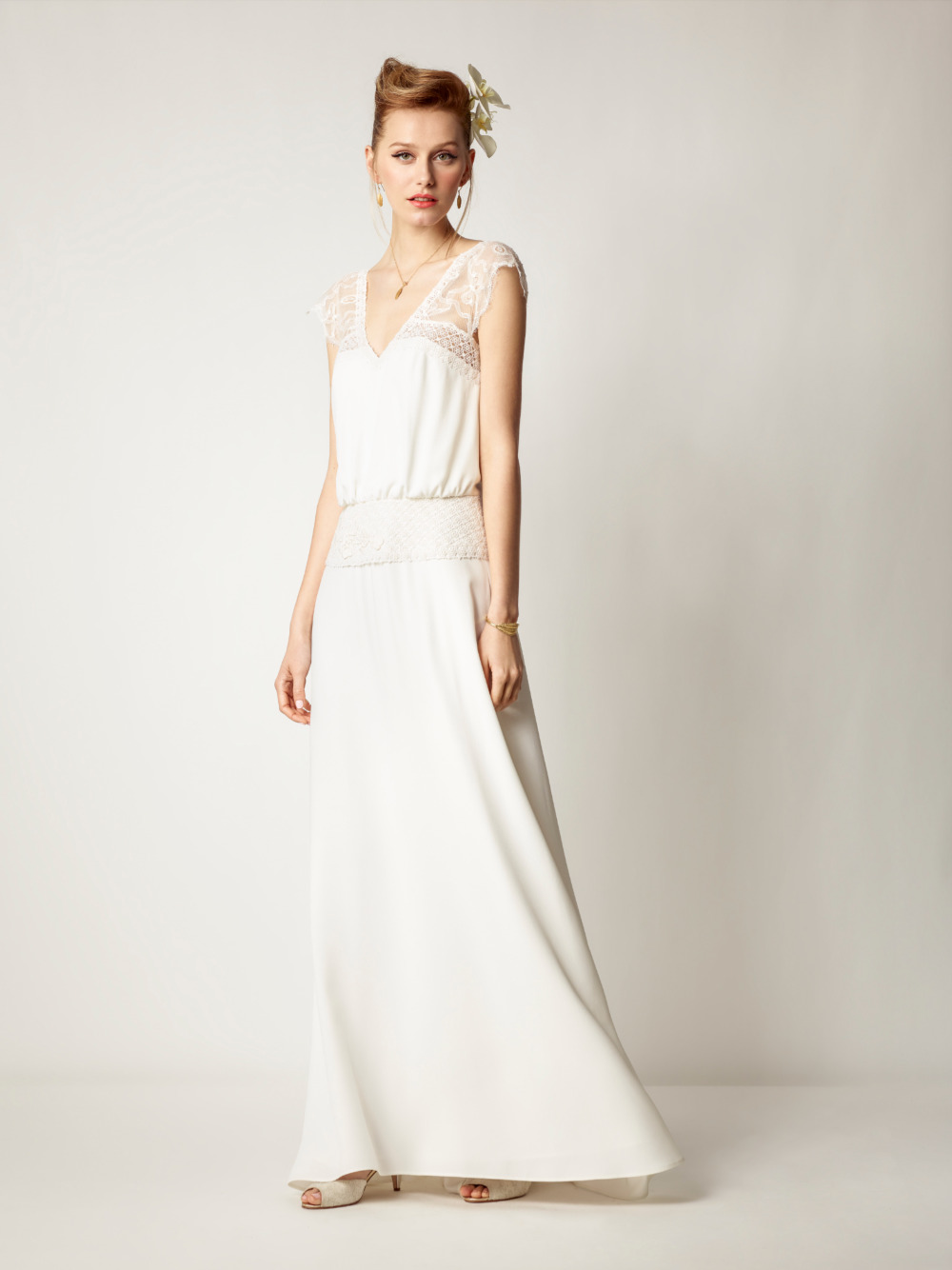bohemian-chic-styling-wedding-dresses