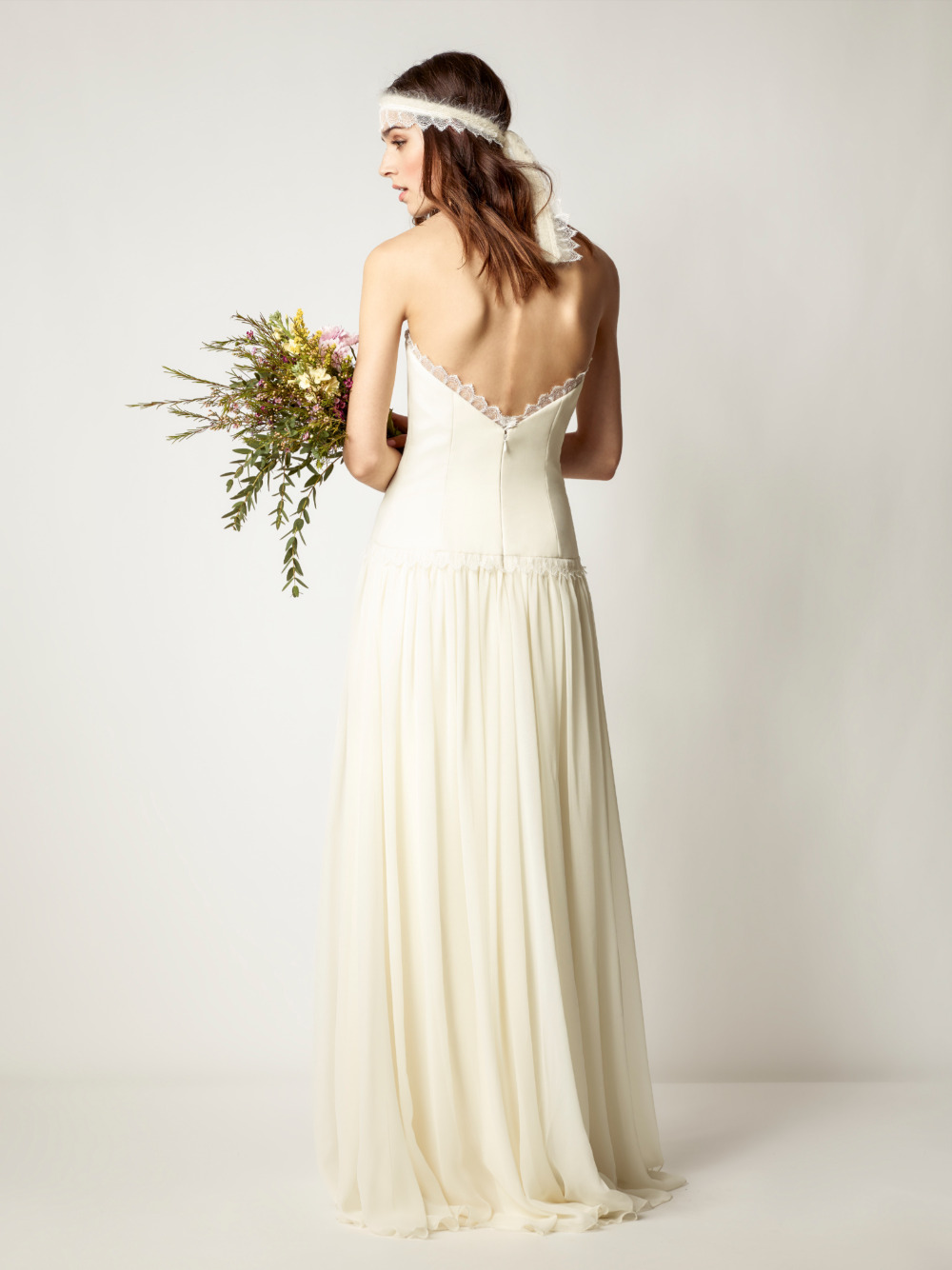 bohemian-chic-styling-wedding-dresses