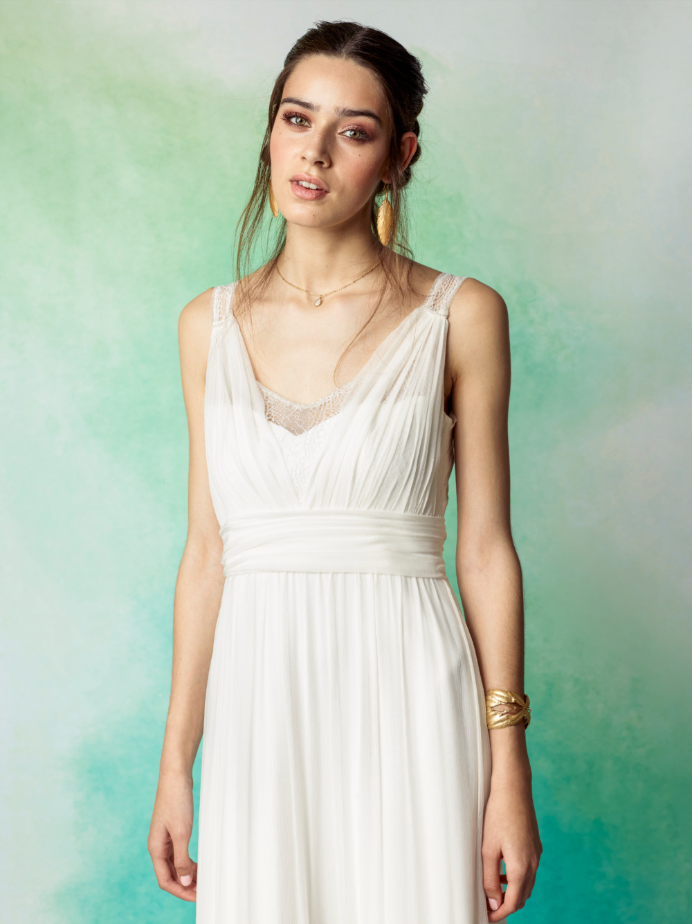 bohemian-chic-styling-wedding-dresses