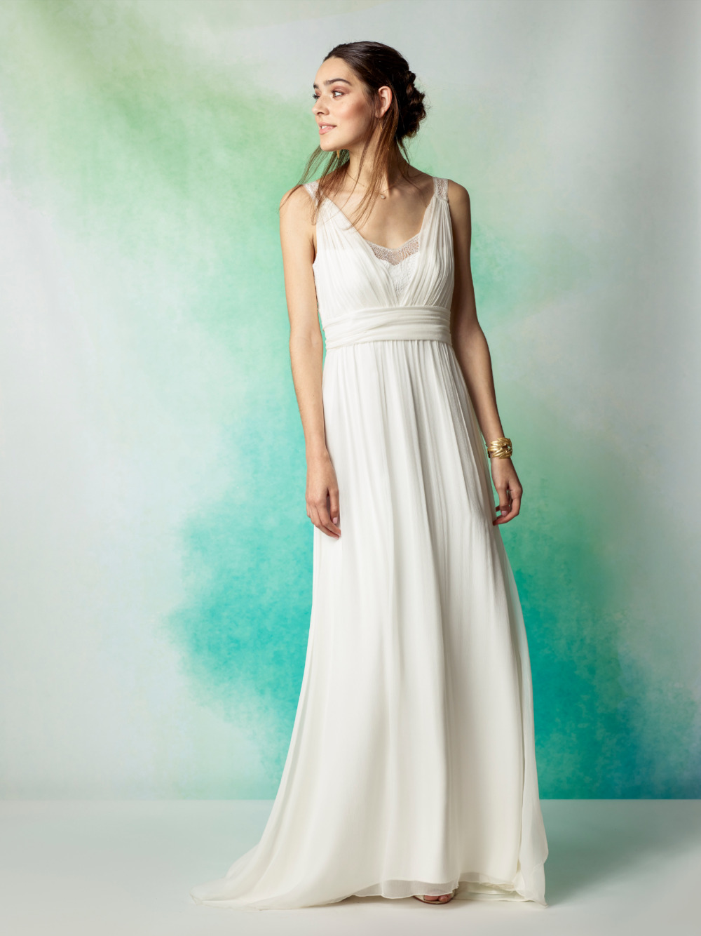 bohemian-chic-styling-wedding-dresses