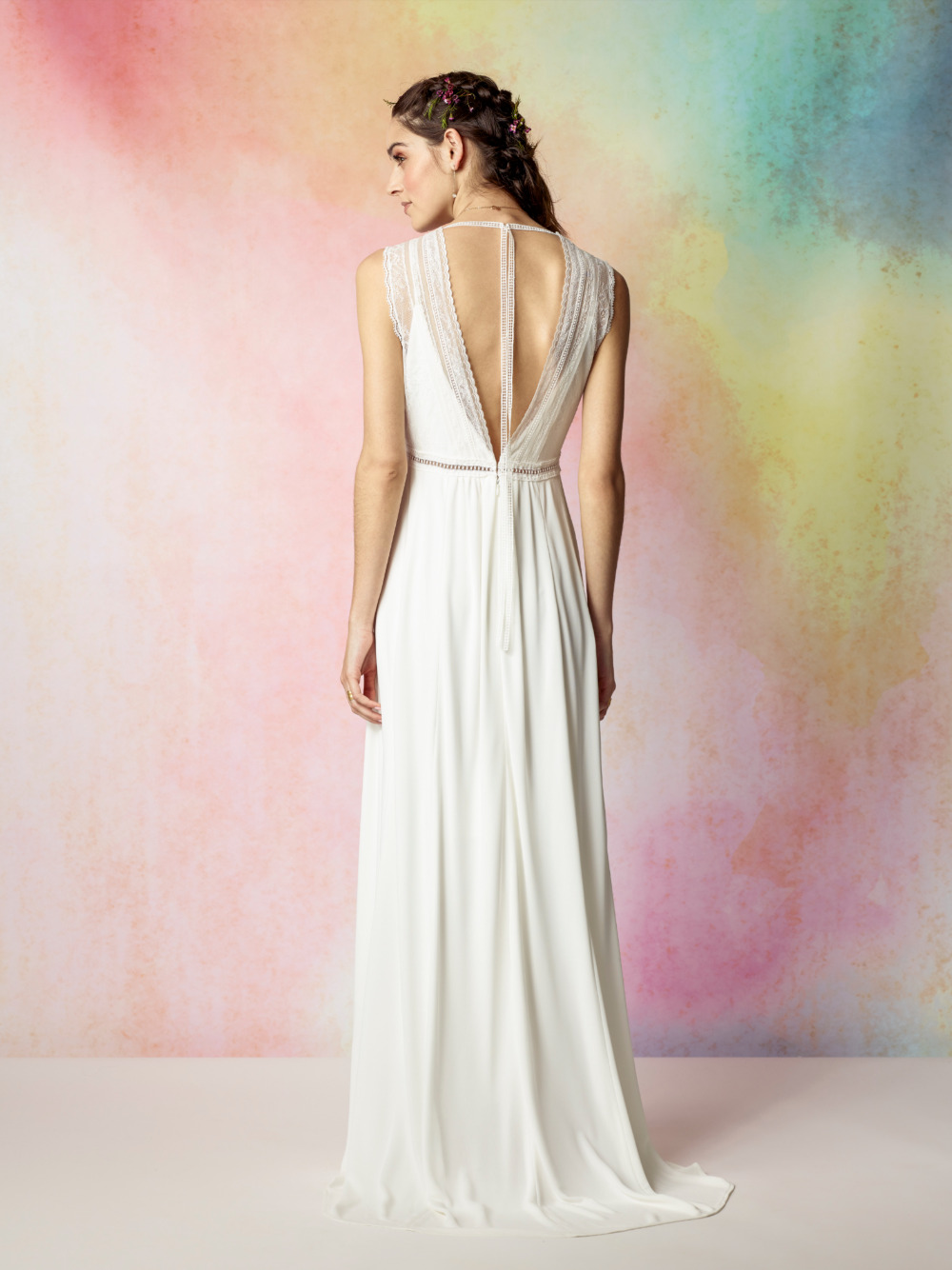 bohemian-chic-styling-wedding-dresses