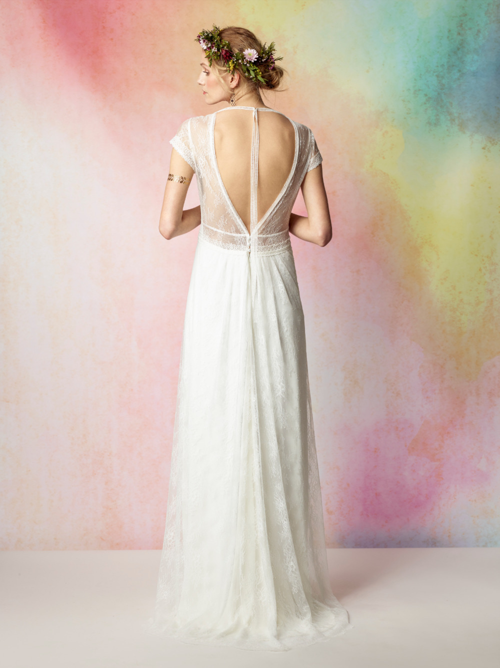 bohemian-chic-styling-wedding-dresses