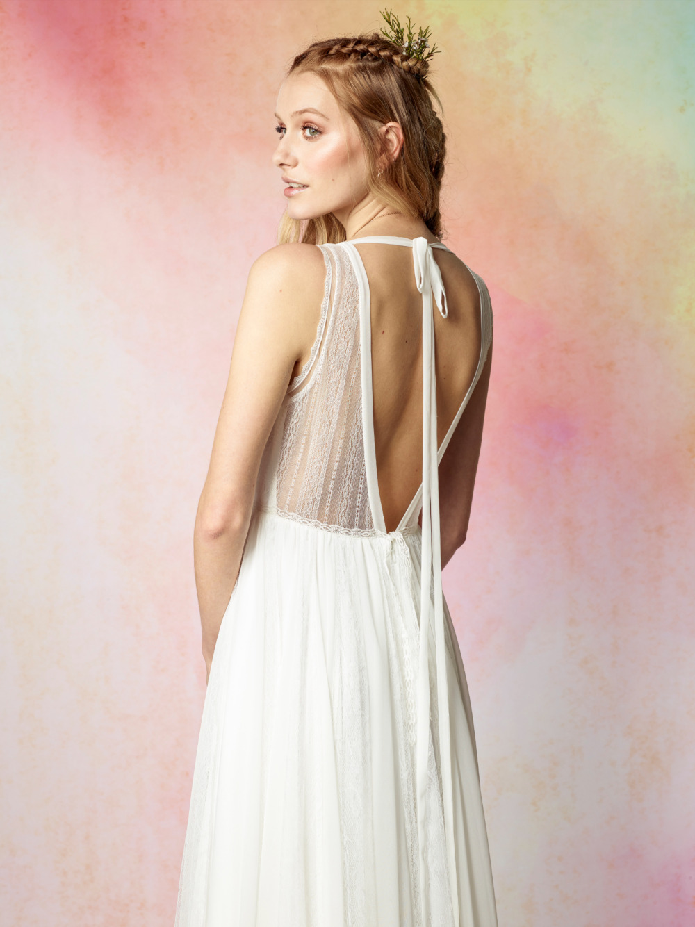 bohemian-chic-styling-wedding-dresses
